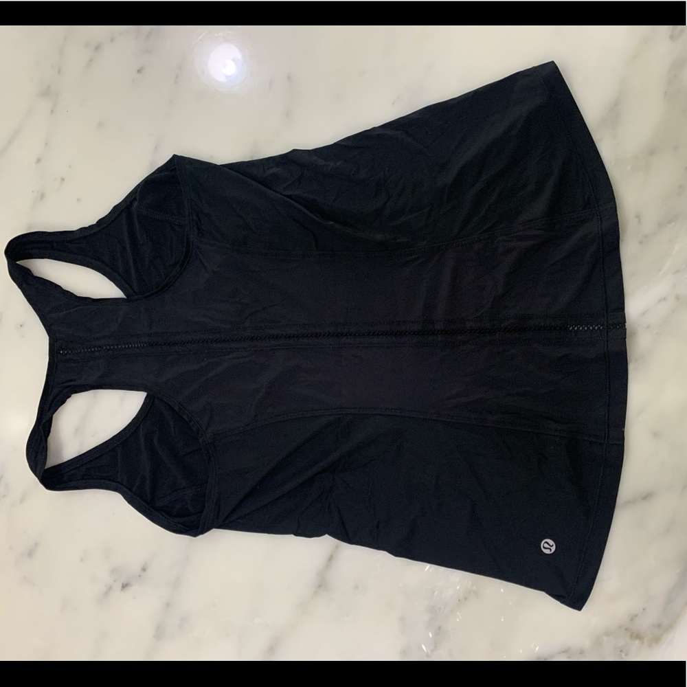 Lululemon tank